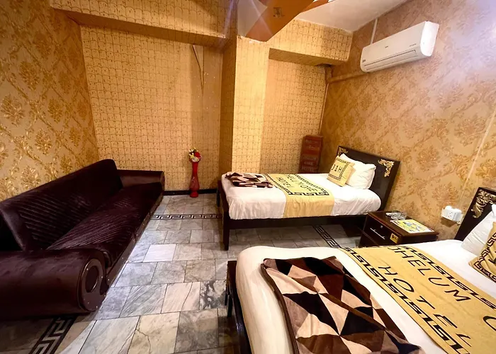 Jhelum One Hotel, Shandar Chowk