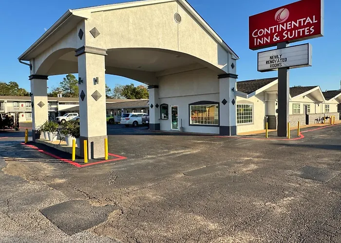 Continental Inn And Suites Nacogdoches Tx Sfa University Downtown