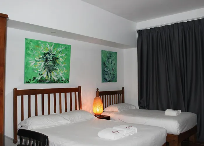 Pacific Crown Hotel