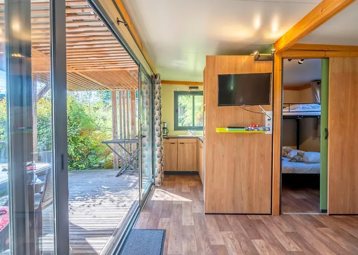 Camping Paradis 5 Etoiles A La Corniche La Rochelle Angoulins