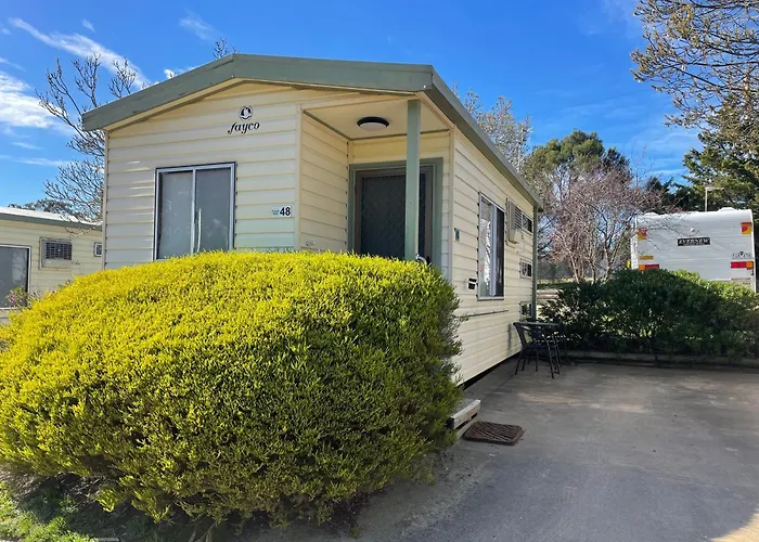 Acacia Caravan Park & Holiday Units