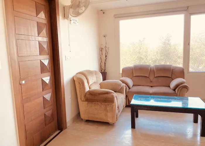 Hotel La Vista Near Railway Station Darjeeling