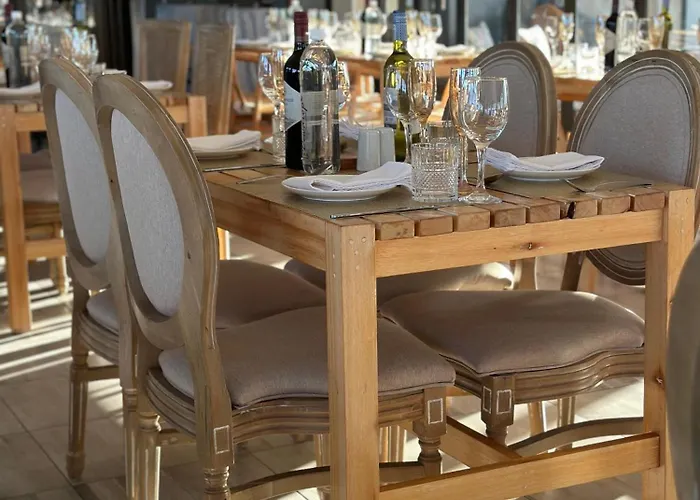 Thabeng Hotel & Restaurant