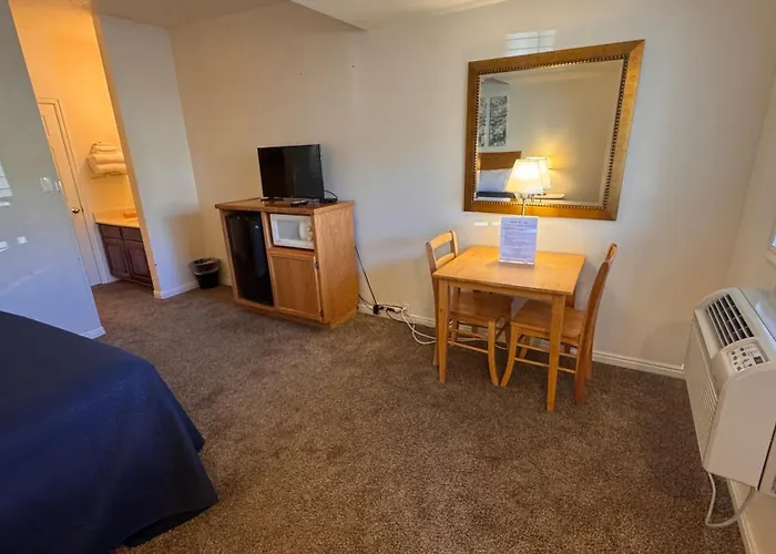 Temple View Lodge