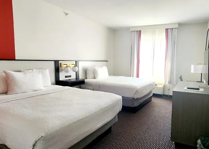 Ramada By Wyndham Columbia