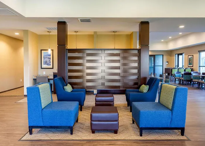 Comfort Suites Burlington Near I-5
