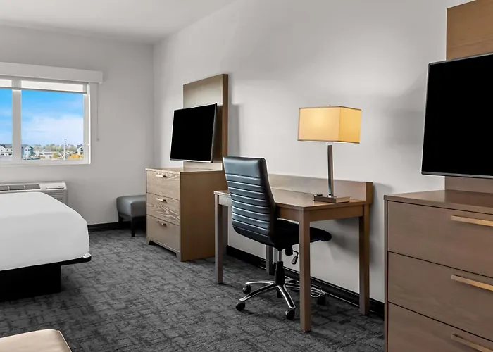 Best Western Plus Winkler