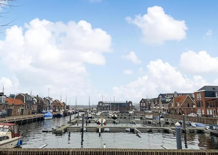 Stunning House In Spakenburg
