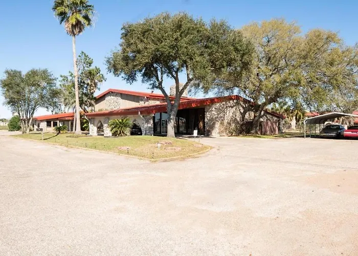 Hotel O Bay City, Tx-35