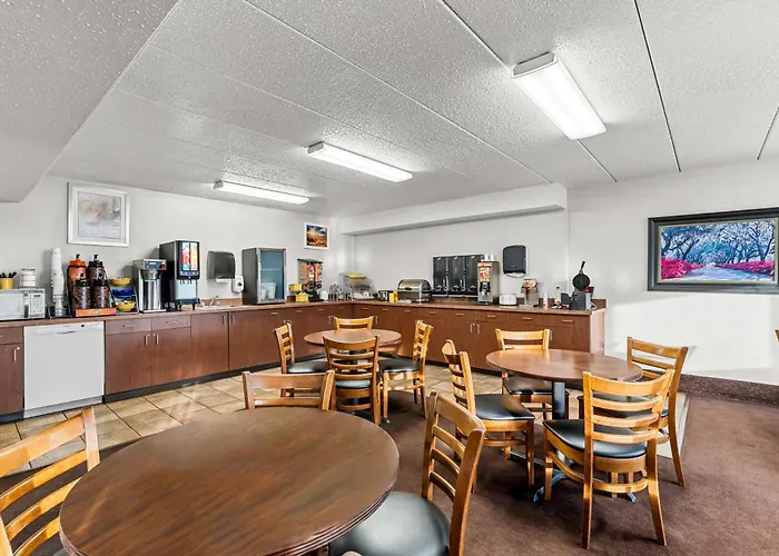 Days Inn By Wyndham Sioux Falls