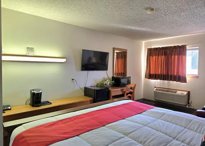 American Inn Ozark