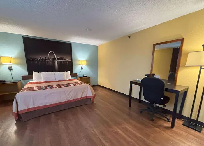 Super 8 By Wyndham O'Fallon