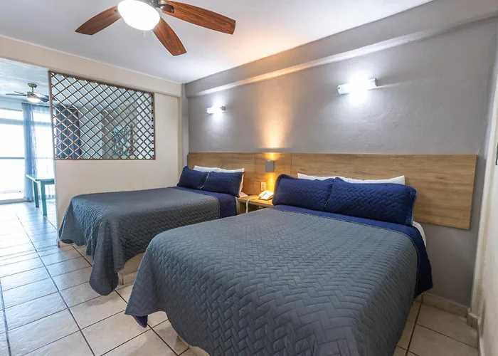 Torreblanca Beach Hotel And Suites Guayabitos - Desayuno Y Comida Incluido
