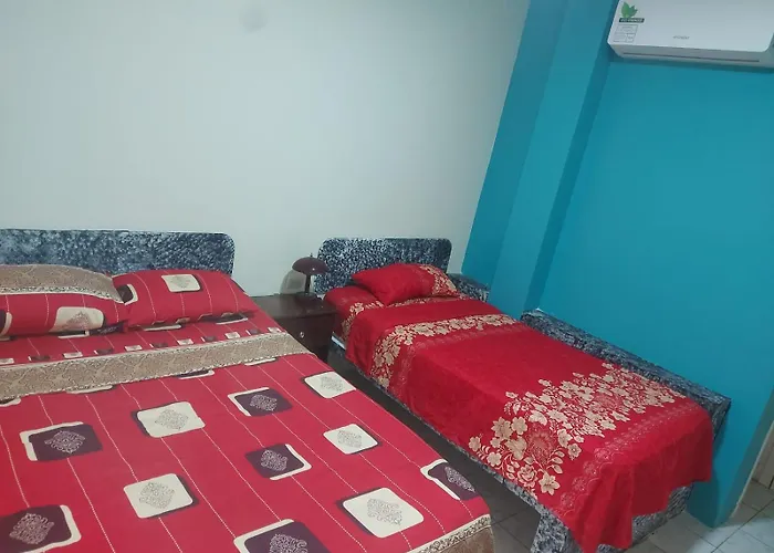Hotel Dorado Inn