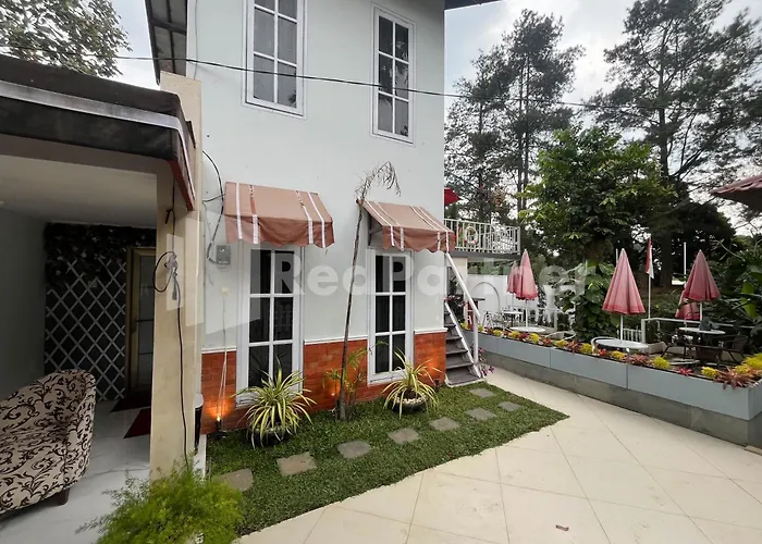 Villa Layar Selorejo Mitra Reddoorz