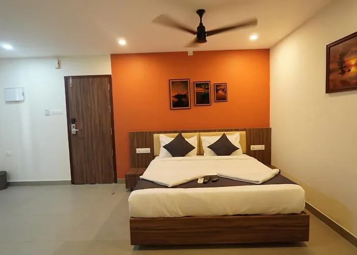 Hotel Hive Inn - Kozhikode