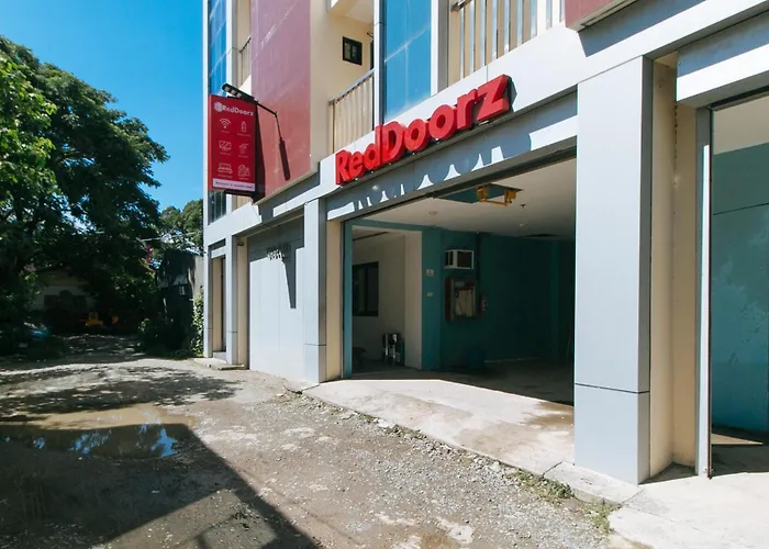 Reddoorz At Isabelita Hotel Tuguegarao City