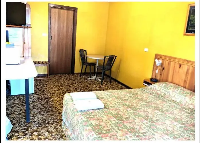 Pinehaven Motel