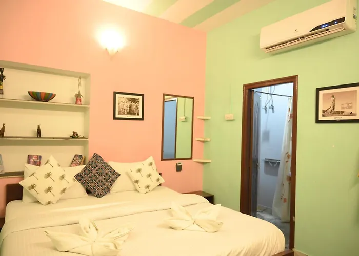 Hostel Vostel