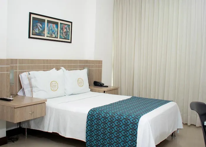 Hotel Cinco Monteria