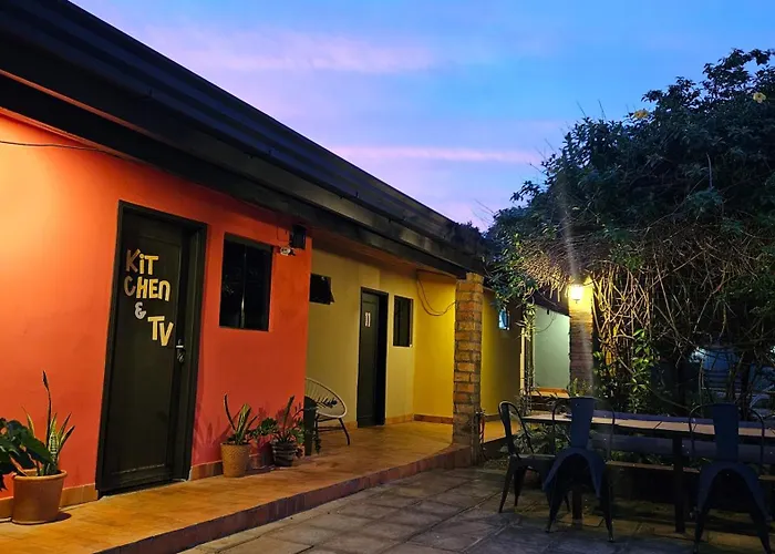Casa Alamanda - Posada Urbana