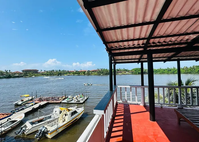 Luthmin River View Hotel