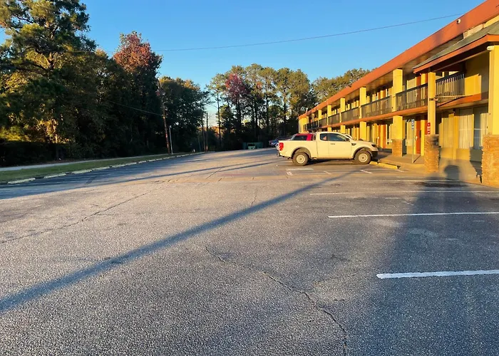 Budgetel Inn Phenix City - Columbus Near Fort Benning