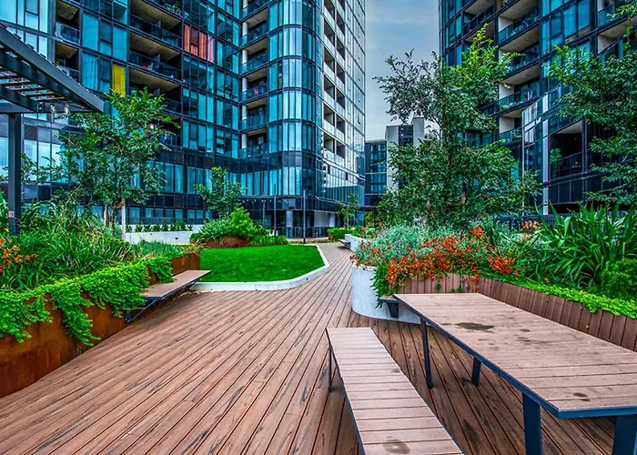 Lakeside Luxe, Free Parking, Ais, Spa, Gym, Sauna And Pool