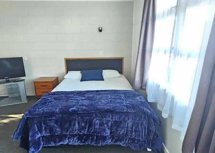 Endeavour Lodge Motel