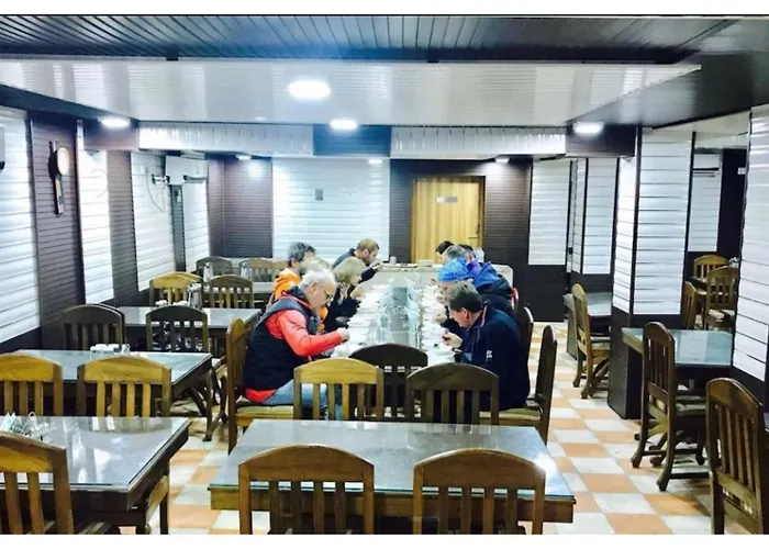 Hotel Emperor Sonmarg