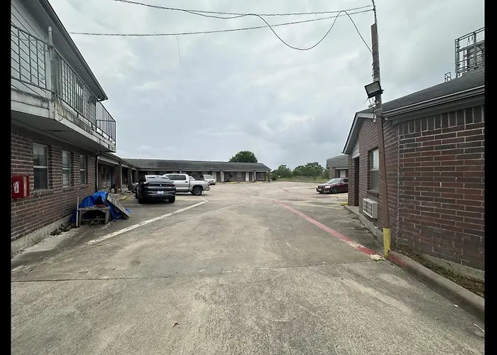 Travel Inn By Oyo La Marque Texas City I-45