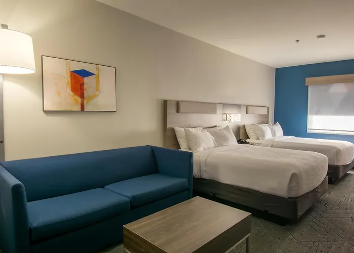 Holiday Inn Express & Suites Sulphur Springs By Ihg