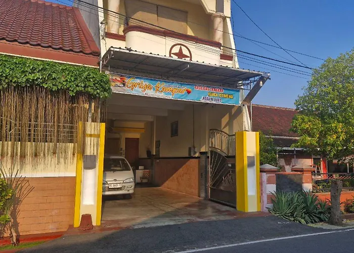 Reddoorz At Griya Kampar Madiun