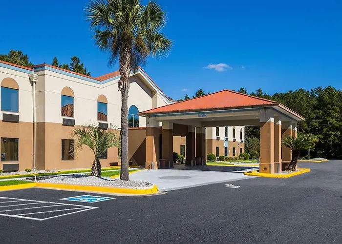 Clarion Pointe Hinesville Near Fort Stewart