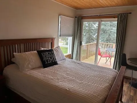 Merland Park Minnow Motel