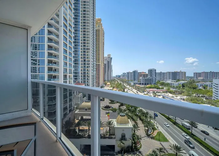 9Th Floor Suite At Trump Int Resort Sunny Isles