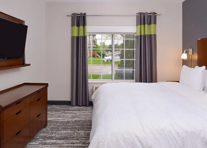 Four Points By Sheraton Mount Prospect O'Hare