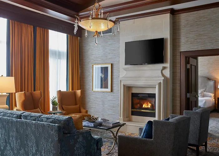 Renaissance Montgomery Hotel & Spa At The Convention Center