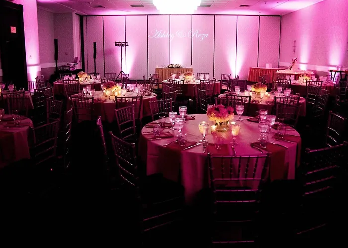 Delta Hotels By Marriott Cincinnati Sharonville