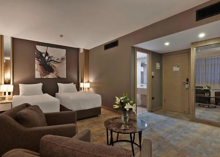 Grand Sapphire City Hotel