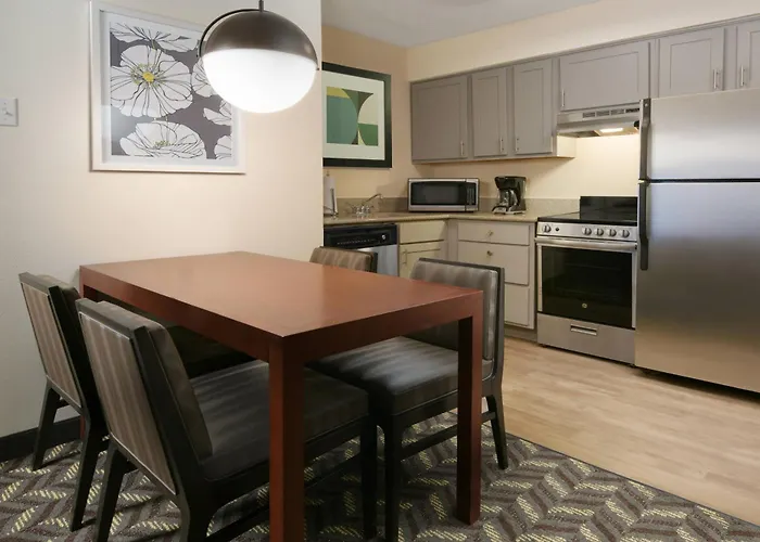 Residence Inn By Marriott Dallas Addison Quorum Drive