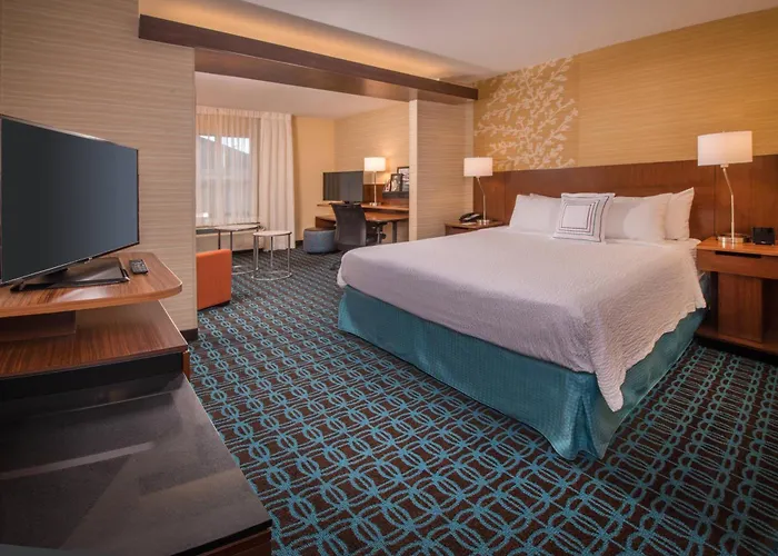 Fairfield Inn & Suites By Marriott Easton