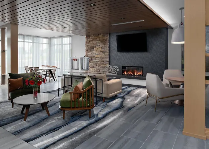 Fairfield Inn & Suites By Marriott Lake Geneva