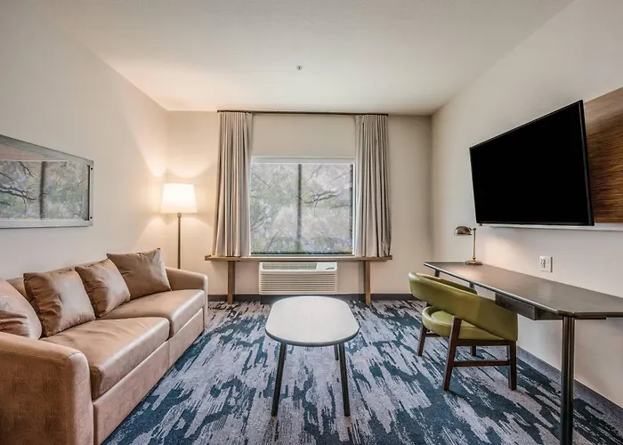 Fairfield Inn & Suites Whitewater