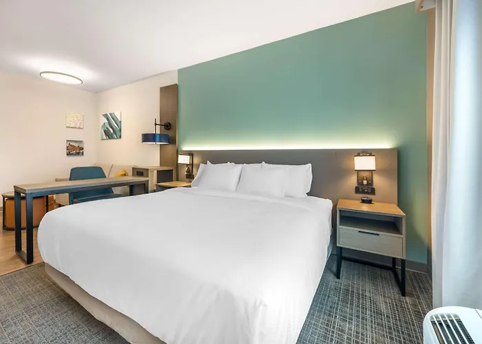 Comfort Inn & Suites Nashville Bellevue
