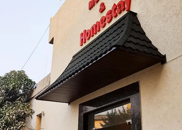 Kanha Hotel & Homestay