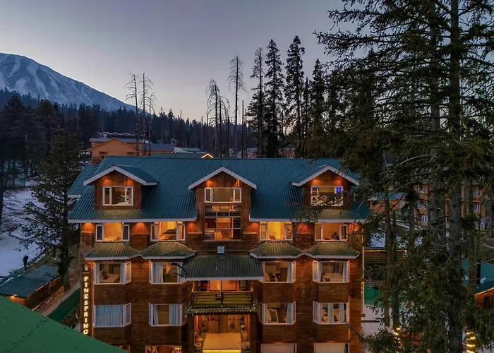 Hotel Pine Spring Gulmarg