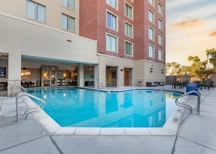 Drury Plaza Hotel Phoenix Tempe