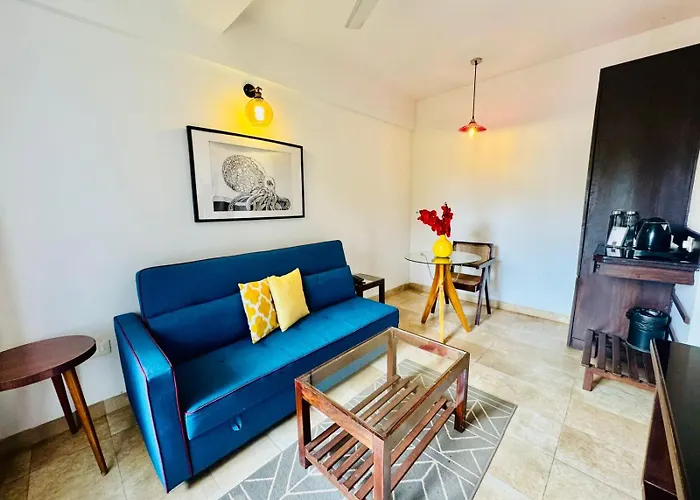 Half Hotel, Calangute
