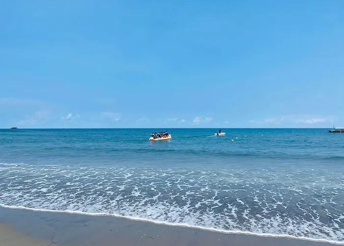 Phi-Phi Beach Resorts & Hotel
